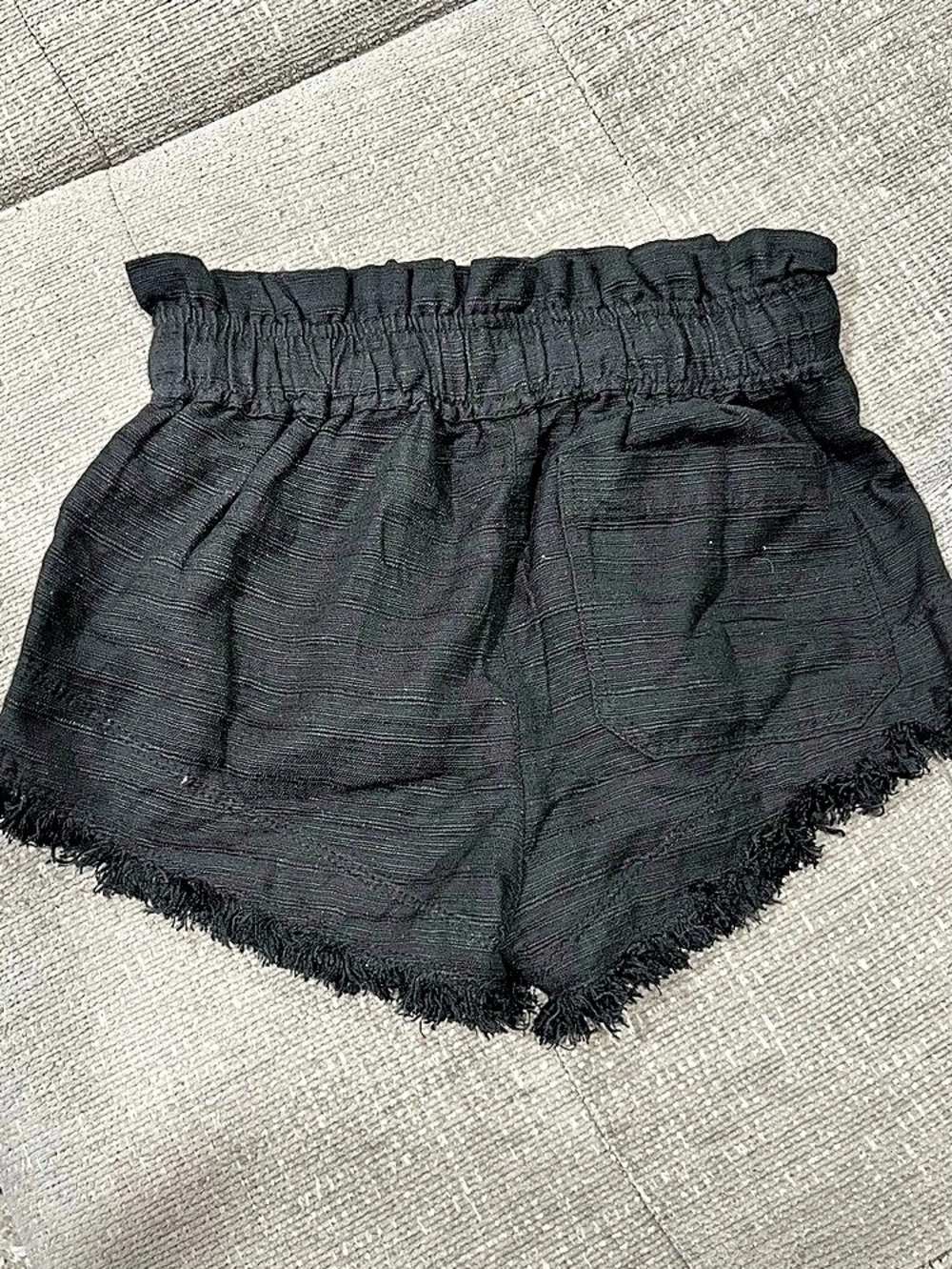 BDG Frankie Paperbag Micro Short Black Raw Hem XS t11